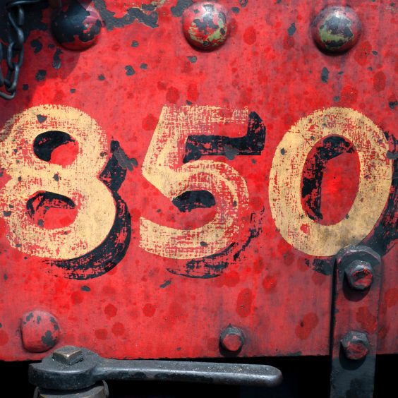 A Deep Dive into Font Anatomy: The Key Elements of Typeface Design